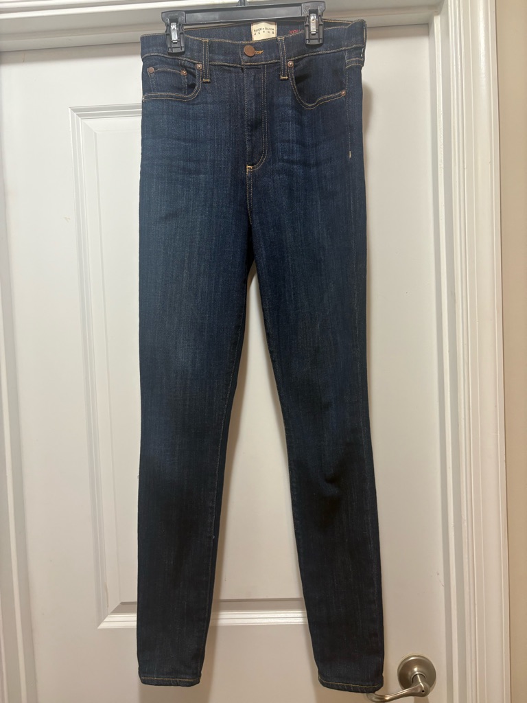 Alice + Olivia Dark Wash Skinny Jeans